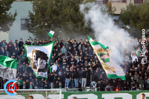 Monopoli-Catania 1-2 (i tifosi) · Monopoli - Catania