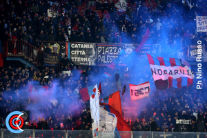 Catania-Monopoli 1-1 (i tifosi) · Catania - Monopoli