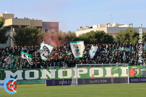 Monopoli-Catania 1-2 (i tifosi) · Monopoli - Catania