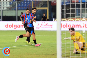 Catania-Cosenza 4-0 · Catania - Cosenza