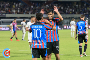 Catania-Cosenza 4-0 · Catania - Cosenza