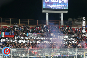Catania-Benevento 1-0 (i tifosi) · Catania - Benevento