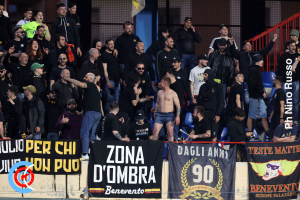 Catania-Benevento 1-0 (i tifosi) · Catania - Benevento