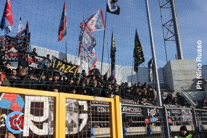 AZ Picerno-Catania 1-0 (i tifosi) · Az Picerno - Catania