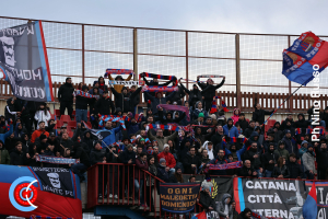 Catania-Casertana 0-0 (i tifosi) · Catania - Casertana