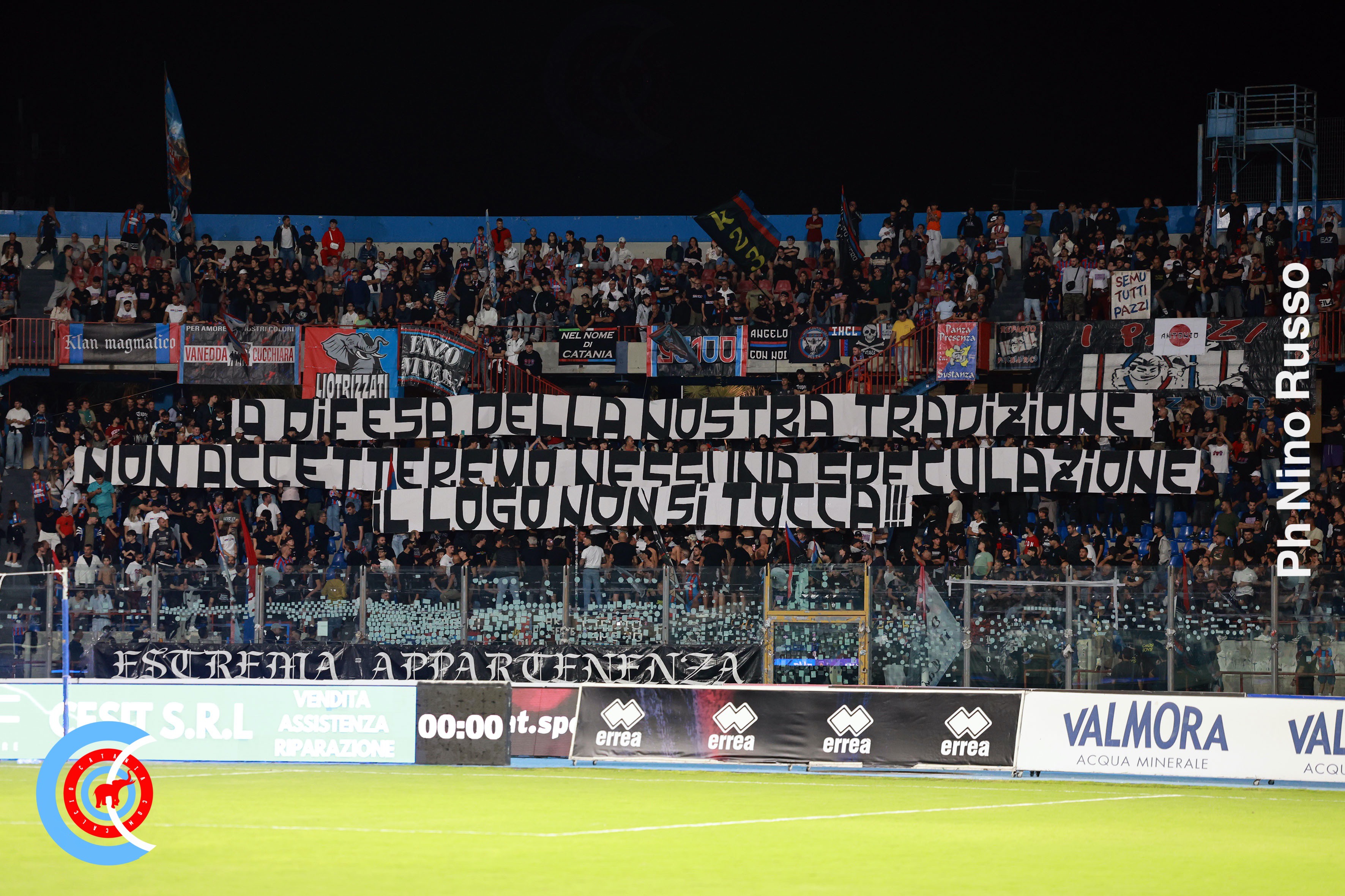 Catania-Crotone 2-1 (i tifosi)