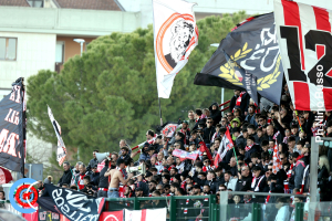 Team Altamura -Catsnia 1-1 (i tifosi)