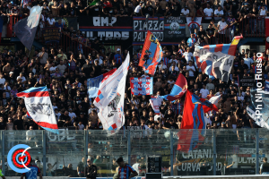 Catania-Benevento 1-0 (i tifosi)