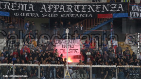 Catania-Paganese 2-1, i tifosi · Catania - Paganese