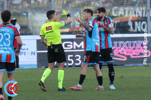 Catania-Cavese 2-0