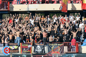 Catania-Benevento 1-0 (i tifosi)