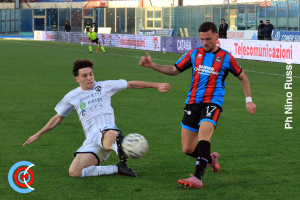 Catania-Cavese 2-0