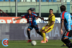 Catania-Salernitana 2-0