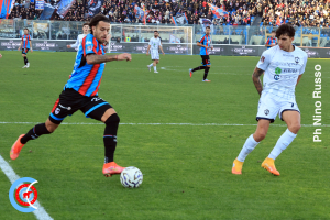 Catania-Cavese 2-0