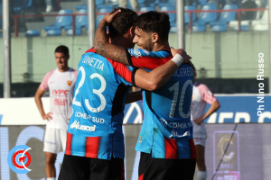 Catania-Benevento 1-0