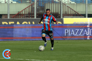 Catania-Salernitana 2-0