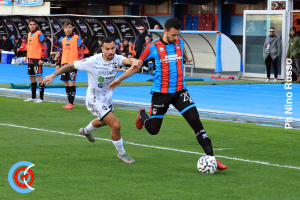 Catania-Cavese 2-0