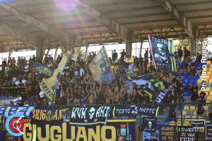 Giugliano-Catania 0-3 (i tifosi)