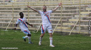Catanzaro-Catania 0-4 · Catanzaro - Catania
