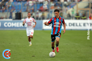 Catania-Benevento 1-0